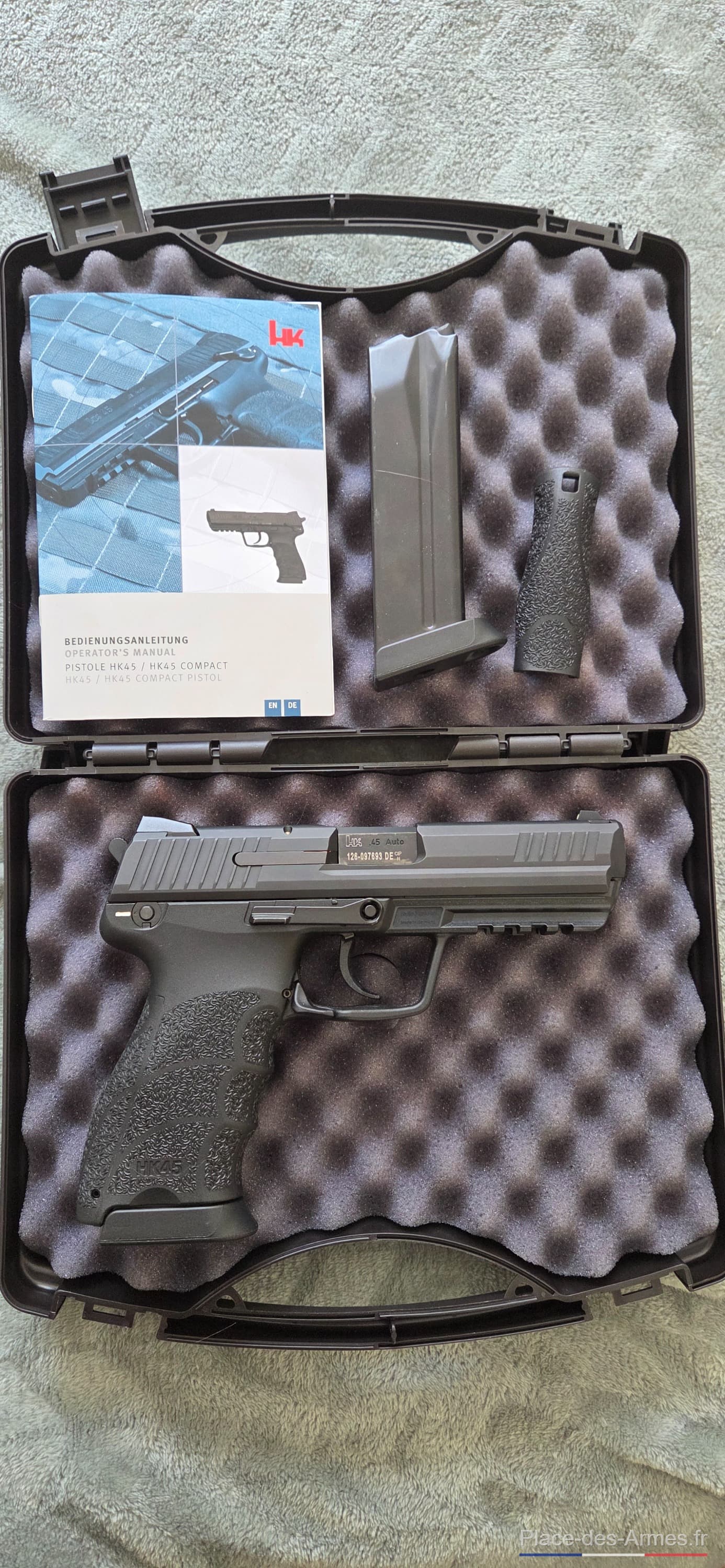 Pistolet HK 45